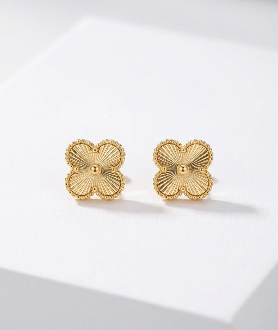 Vintage Clover Stud Earrings