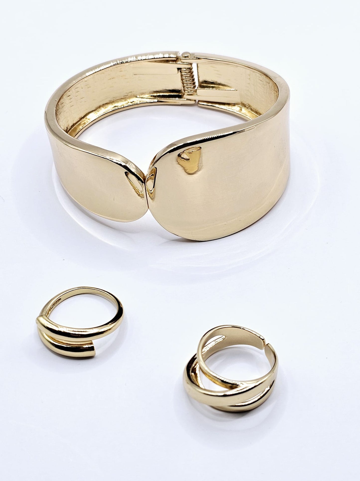 Zafush Gold Large Cuff