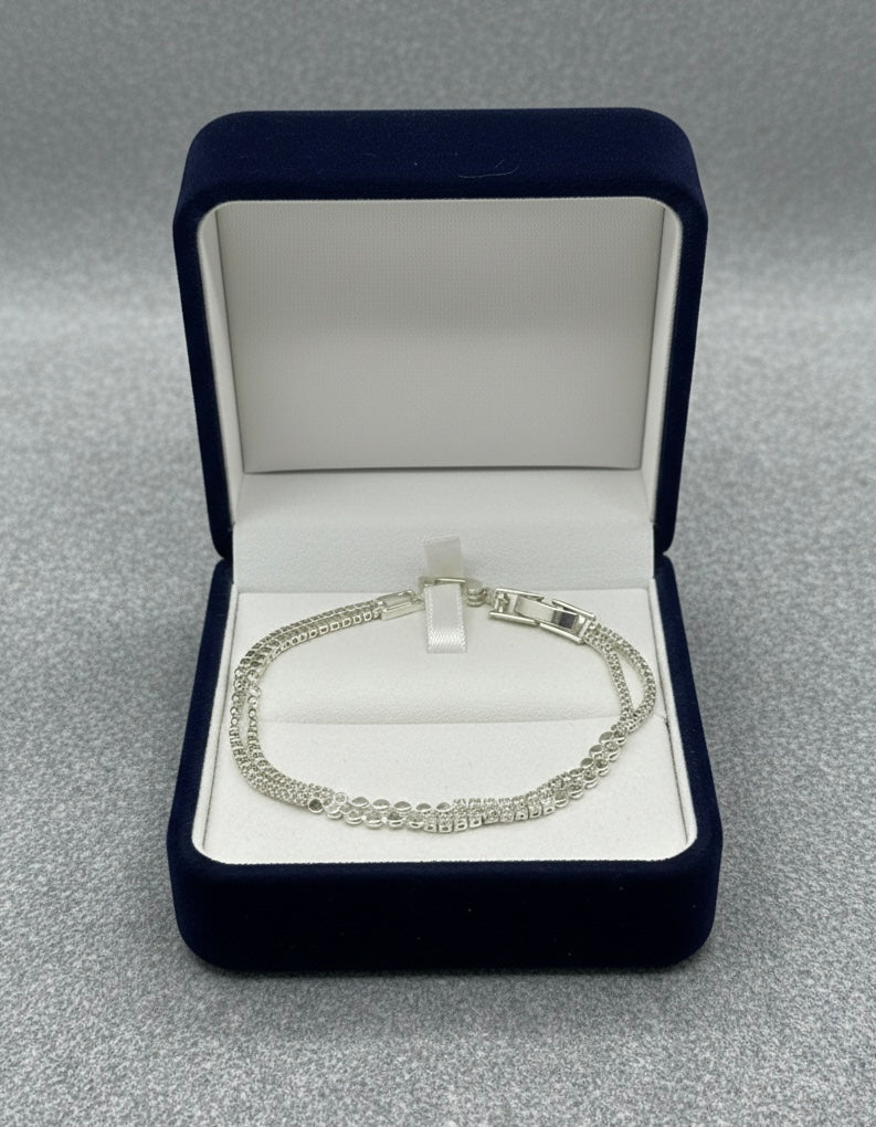 Elegant Double-Strand Bracelet in Gold Plated And Silver Tone Finish