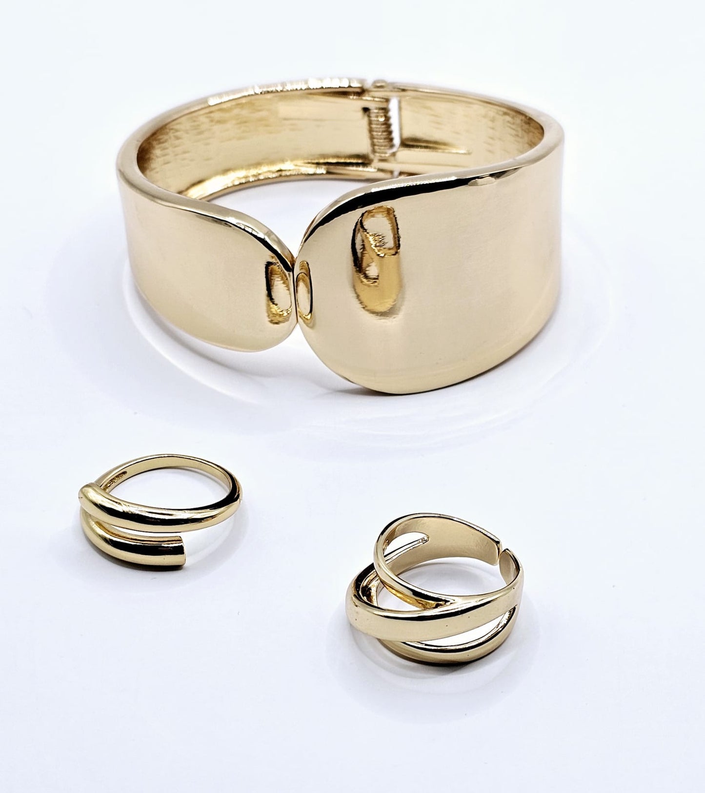 Zen Twister Ring