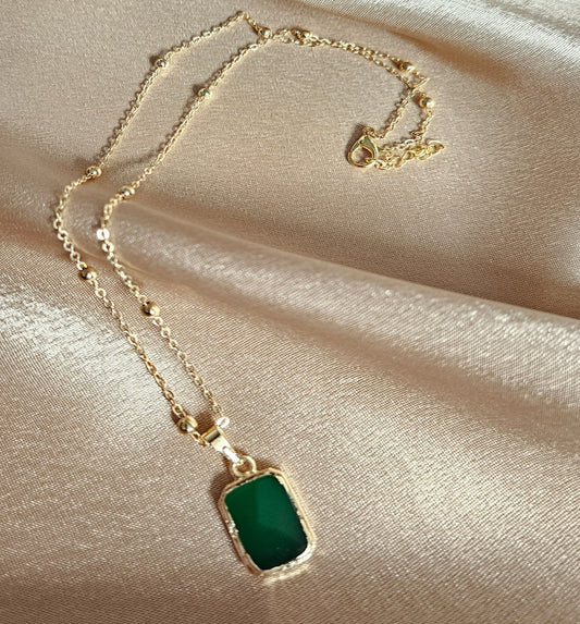 Zen Green Stone Pendant Necklace