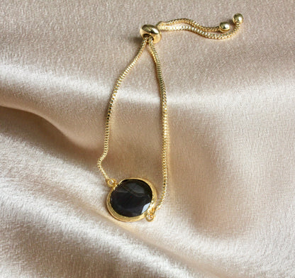 Miray Round stone toggle bracelet