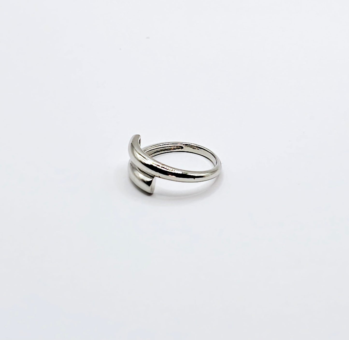 Zen Twister Ring