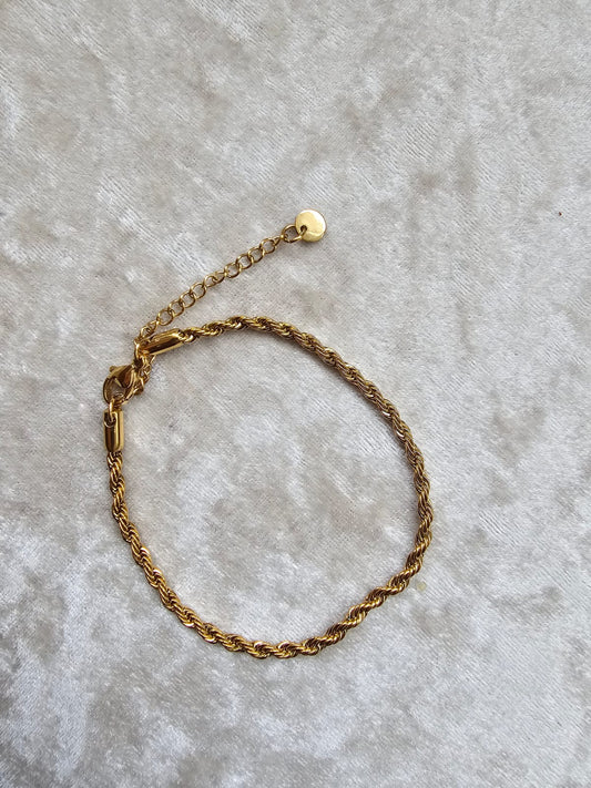 Zafush Rope Chain Bracelet