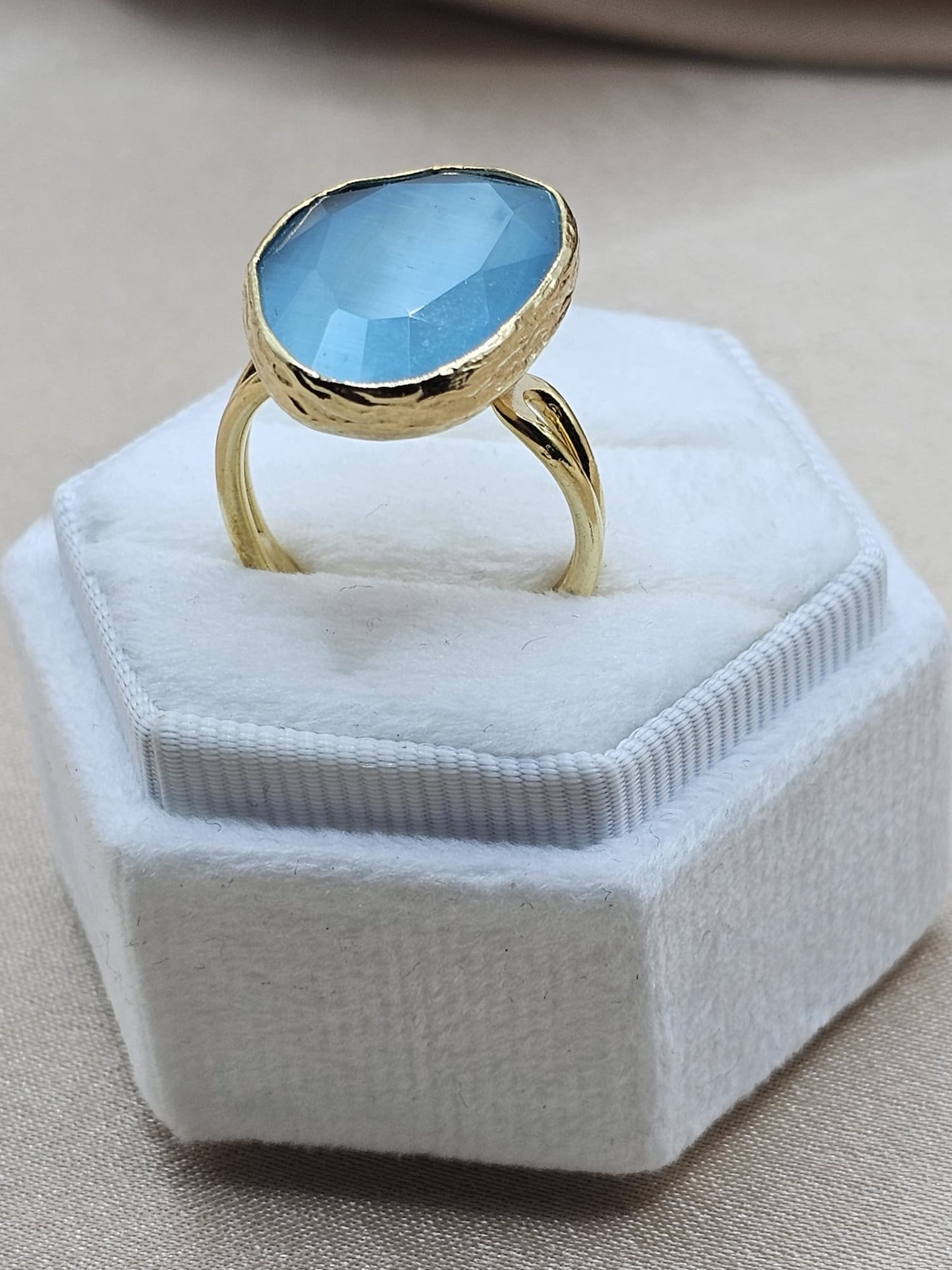 AYDIN Cat Eye Stone Ring