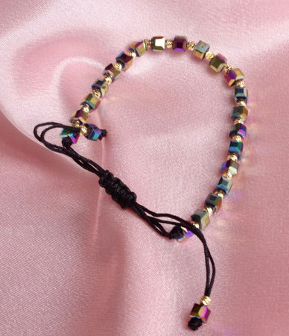 Faz Adjustable Beaded Bracelet with Pull String – Multiple Colours Available