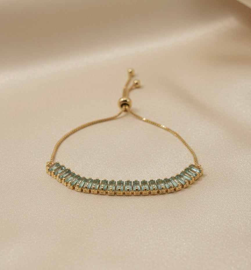Celine Crystal Pulltog Bracelet