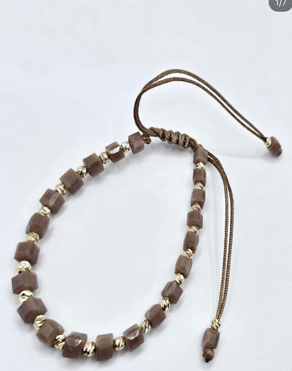 Faz Adjustable Beaded Bracelet with Pull String – Multiple Colours Available