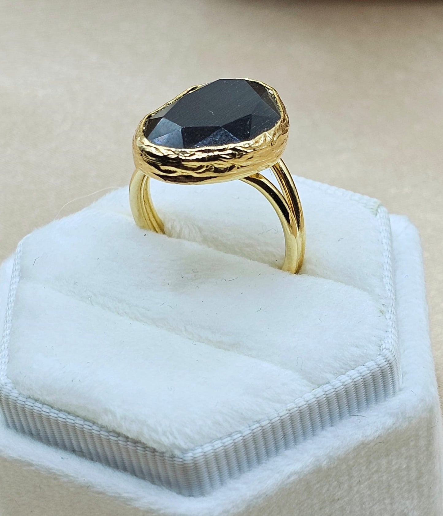 AYDIN Cat Eye Stone Ring