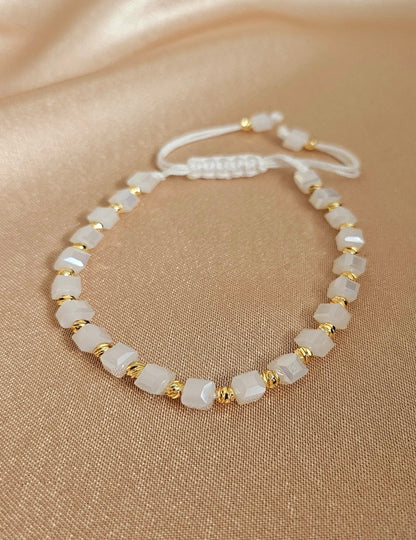 Faz Adjustable Beaded Bracelet with Pull String – Multiple Colours Available