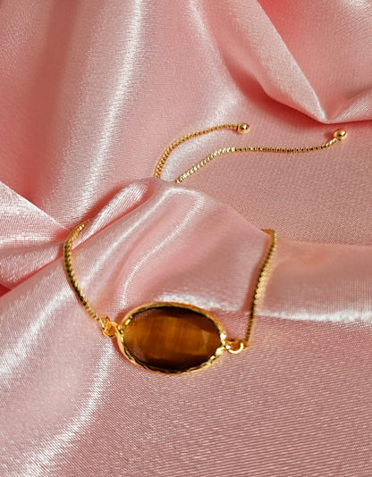 Miray Oval Cat Eye Toggle Bracelet