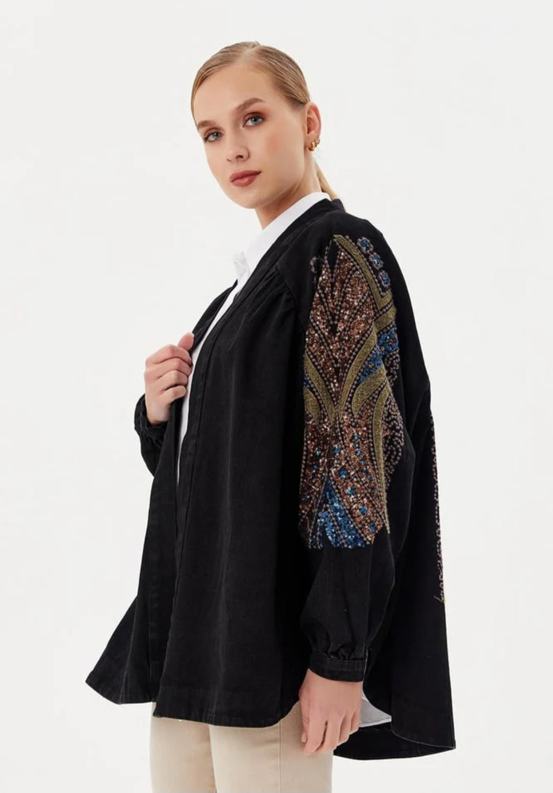 Embroidered Artisan Kimono Jacket – Embellished Handcrafted Detail